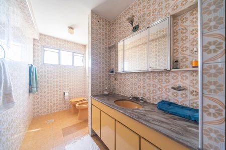 Apartamento à venda com 166m², 3 quartos e 1 vagaBanheiro 