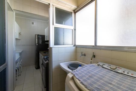 Apartamento à venda com 47m², 1 quarto e 1 vaga Apartamento à venda com 47m², 1 quarto e 1 vagaÁrea de Serviço