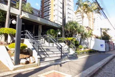 Apartamento à venda com 47m², 1 quarto e 1 vaga Apartamento à venda com 47m², 1 quarto e 1 vagaFachada