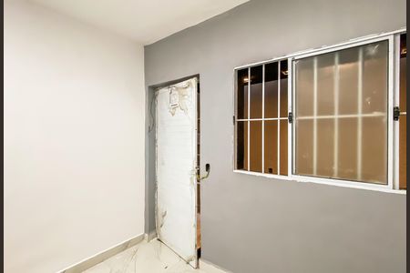 Sala/cozinha de apartamento para alugar com 1 quarto, 22m² em Vila Sao Francisco, São Paulo