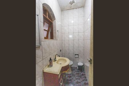 Casa à venda com 550m², 6 quartos e 2 vagas Casa à venda com 550m², 6 quartos e 2 vagasCasa 2 - Banheiro social