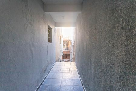Casa à venda com 550m², 6 quartos e 2 vagas Casa à venda com 550m², 6 quartos e 2 vagasEntrada