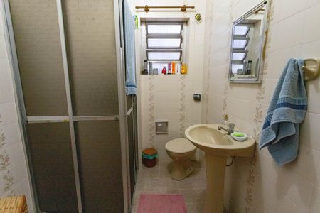 Casa à venda com 550m², 6 quartos e 2 vagas Casa à venda com 550m², 6 quartos e 2 vagasCasa 1 - Banhero da suíte 2
