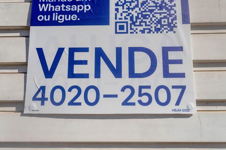 Casa à venda com 550m², 6 quartos e 2 vagas Casa à venda com 550m², 6 quartos e 2 vagasPlaca código