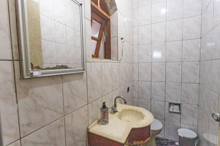 Casa à venda com 550m², 6 quartos e 2 vagas Casa à venda com 550m², 6 quartos e 2 vagasCasa 2 - Banheiro social