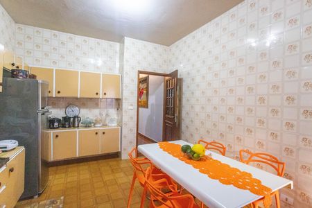 Casa à venda com 550m², 6 quartos e 2 vagas Casa à venda com 550m², 6 quartos e 2 vagasCasa 1 - cozinha