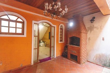 Casa à venda com 550m², 6 quartos e 2 vagas Casa à venda com 550m², 6 quartos e 2 vagasCasa 2 - churrasqueira