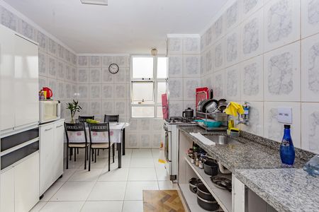 Apartamento à venda com 51m², 2 quartos e sem vaga Apartamento à venda com 51m², 2 quartos e sem vagaCozinha e Área de Serviço