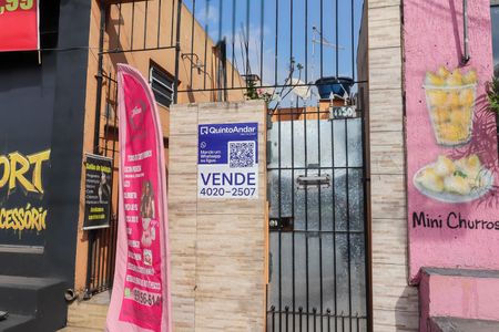 Casa à venda com 240m², 2 quartos e sem vagaFachada