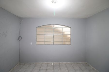 Sala /  Quarto de casa à venda com 1 quarto, 290m² em Jardim Sao Sebastiao, São Paulo