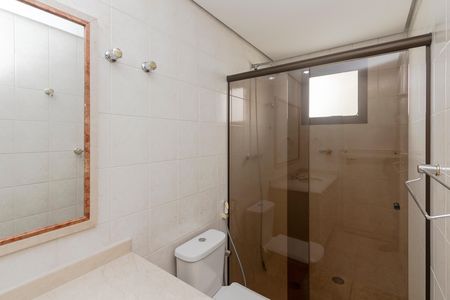 Apartamento para alugar com 178m², 4 quartos e 3 vagas Apartamento para alugar com 178m², 4 quartos e 3 vagasBanheiro da Suíte 2