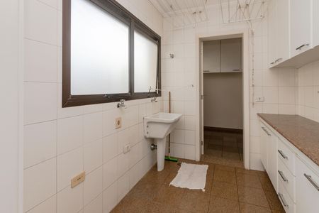 Apartamento para alugar com 178m², 4 quartos e 3 vagas Apartamento para alugar com 178m², 4 quartos e 3 vagasÁrea de Serviço