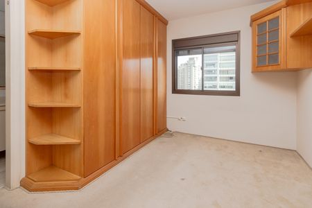 Apartamento para alugar com 178m², 4 quartos e 3 vagas Apartamento para alugar com 178m², 4 quartos e 3 vagasSuíte 2