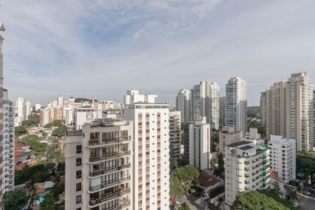 Apartamento para alugar com 178m², 4 quartos e 3 vagas Apartamento para alugar com 178m², 4 quartos e 3 vagasVaranda