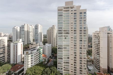 Apartamento para alugar com 178m², 4 quartos e 3 vagas Apartamento para alugar com 178m², 4 quartos e 3 vagasVista da Suíte 2