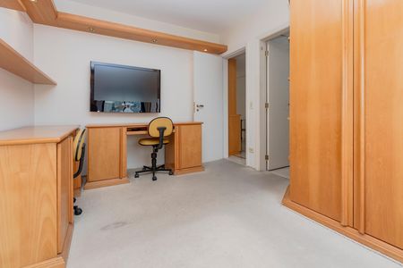 Apartamento para alugar com 178m², 4 quartos e 3 vagas Apartamento para alugar com 178m², 4 quartos e 3 vagasSuíte 2