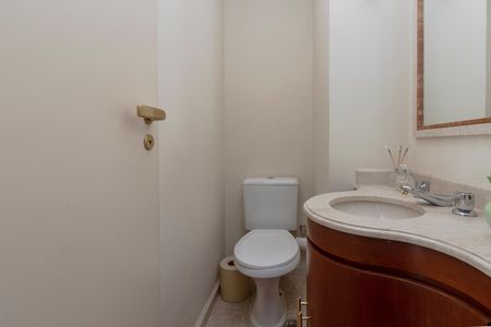 Apartamento para alugar com 178m², 4 quartos e 3 vagas Apartamento para alugar com 178m², 4 quartos e 3 vagasLavabo
