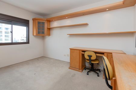 Apartamento para alugar com 178m², 4 quartos e 3 vagas Apartamento para alugar com 178m², 4 quartos e 3 vagasSuíte 2