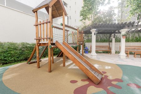 Apartamento para alugar com 178m², 4 quartos e 3 vagas Apartamento para alugar com 178m², 4 quartos e 3 vagasPlayground
