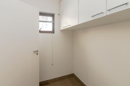 Apartamento para alugar com 178m², 4 quartos e 3 vagas Apartamento para alugar com 178m², 4 quartos e 3 vagasQuarto de Serviço