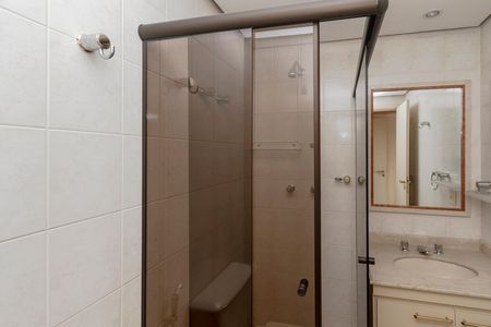 Apartamento para alugar com 178m², 4 quartos e 3 vagas Apartamento para alugar com 178m², 4 quartos e 3 vagasBanheiro da Suíte 4