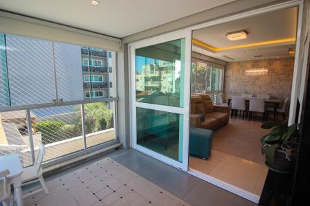 Apartamento à venda com 89m², 2 quartos e 1 vaga Apartamento à venda com 89m², 2 quartos e 1 vagaVaranda da Sala