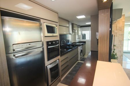 Apartamento à venda com 89m², 2 quartos e 1 vaga Apartamento à venda com 89m², 2 quartos e 1 vagaCozinha e Área de Serviço
