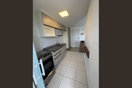 Cozinha de apartamento à venda com 2 quartos, 56m² em Jardim Ermida I, Jundiaí