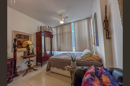 Studio à venda com 32m², 1 quarto e sem vaga