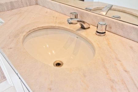 Apartamento à venda com 97m², 3 quartos e 2 vagas Apartamento à venda com 97m², 3 quartos e 2 vagasBanheiro da suíte americana