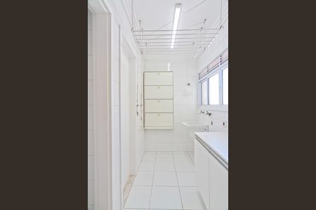 Apartamento à venda com 97m², 3 quartos e 2 vagas Apartamento à venda com 97m², 3 quartos e 2 vagasÁrea de Serviço