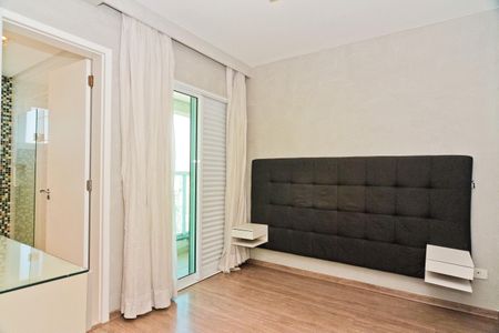 Apartamento à venda com 97m², 3 quartos e 2 vagas Apartamento à venda com 97m², 3 quartos e 2 vagasSuíte