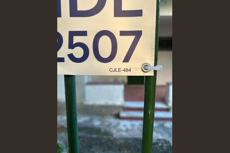 Casa à venda com 250m², 4 quartos e 2 vagas