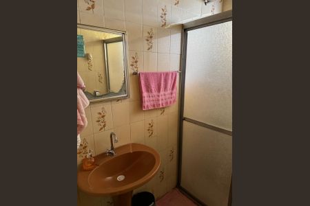 Casa à venda com 125m², 2 quartos e 2 vagas Casa à venda com 125m², 2 quartos e 2 vagasWC C/ BOX