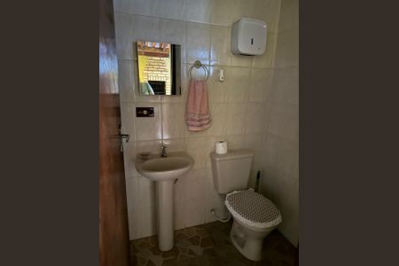 Casa à venda com 125m², 2 quartos e 2 vagas Casa à venda com 125m², 2 quartos e 2 vagasWC C/ BOX