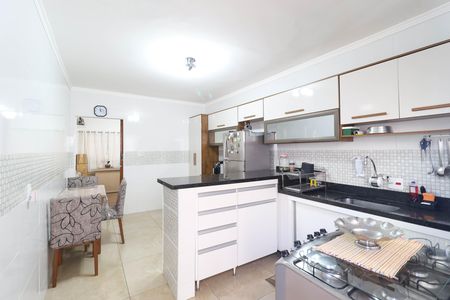 Casa à venda com 180m², 3 quartos e 2 vagas