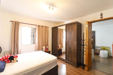 Casa à venda com 180m², 3 quartos e 2 vagas