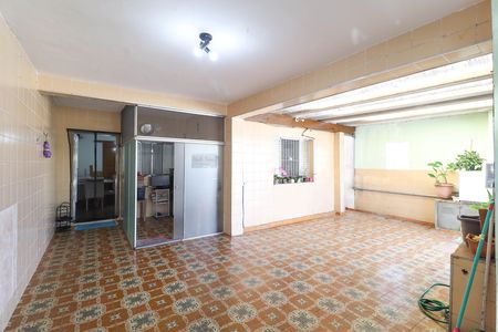 Casa à venda com 180m², 3 quartos e 2 vagas