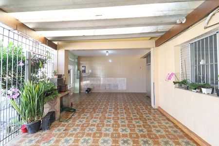 Casa à venda com 180m², 3 quartos e 2 vagas