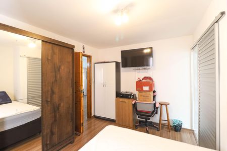 Casa à venda com 180m², 3 quartos e 2 vagas