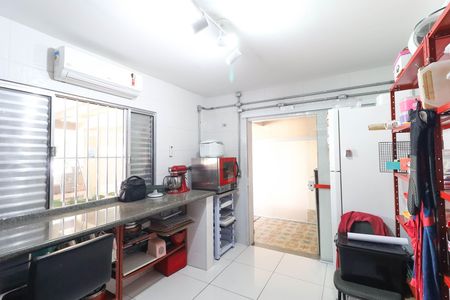 Casa à venda com 180m², 3 quartos e 2 vagas