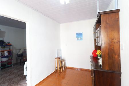 Casa à venda com 180m², 3 quartos e 2 vagas