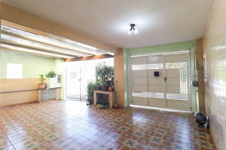 Casa à venda com 180m², 3 quartos e 2 vagas