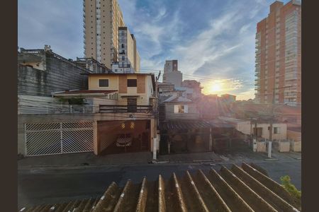 Vista Quarto 1 de casa à venda com 4 quartos, 215m² em Chora Menino, São Paulo