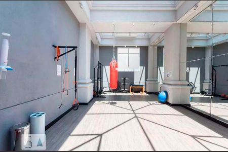 Apartamento para alugar com 48m², 1 quarto e 1 vaga Apartamento para alugar com 48m², 1 quarto e 1 vagaÁrea comum - Academia