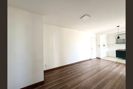 Sala de apartamento para alugar com 2 quartos, 51m² em Vila Cruz das Almas, São Paulo