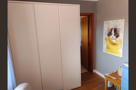 Casa à venda com 350m², 3 quartos e 3 vagas Casa à venda com 350m², 3 quartos e 3 vagasQuarto