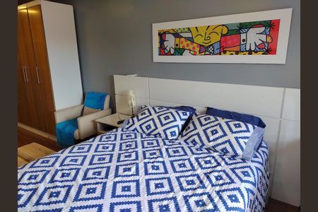 Casa à venda com 350m², 3 quartos e 3 vagas Casa à venda com 350m², 3 quartos e 3 vagasQuarto