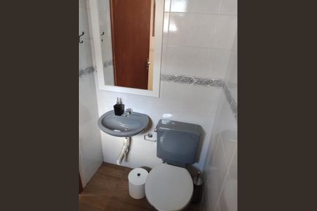 Casa à venda com 350m², 3 quartos e 3 vagas Casa à venda com 350m², 3 quartos e 3 vagasBanheiro