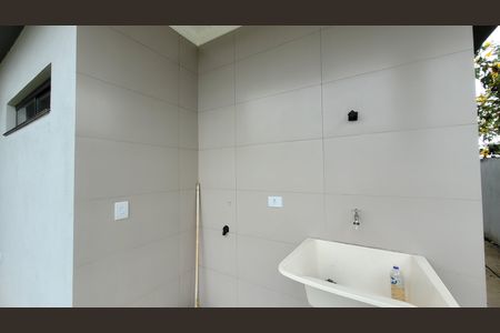 Casa para alugar com 80m², 2 quartos e 2 vagas